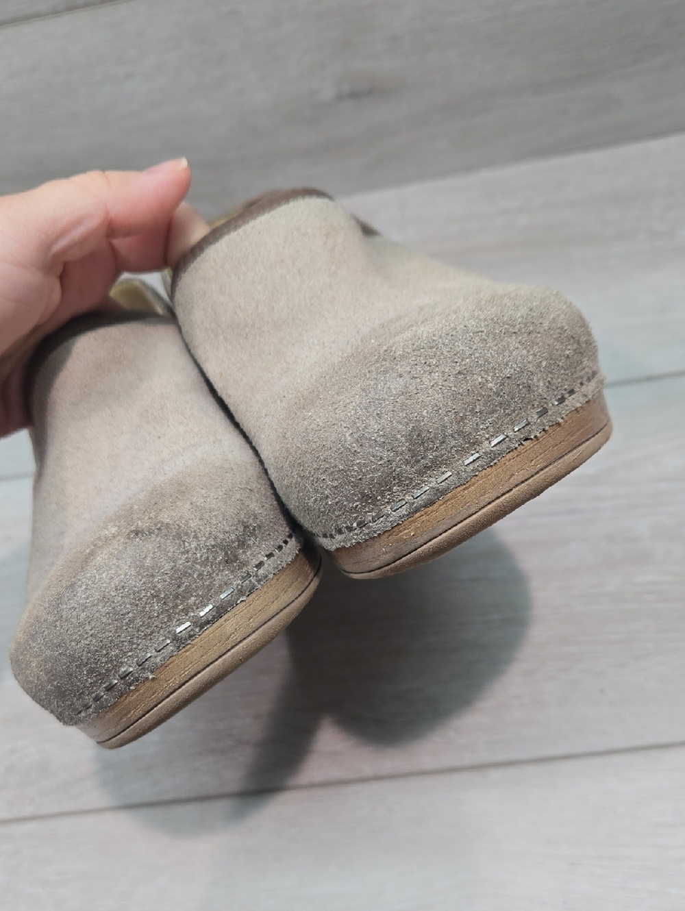 Dansko Women’s Mule Brenna Suede Slip-On Clog in Taupe Shoes Sz 36/5.5-6 - Picture 3 of 10